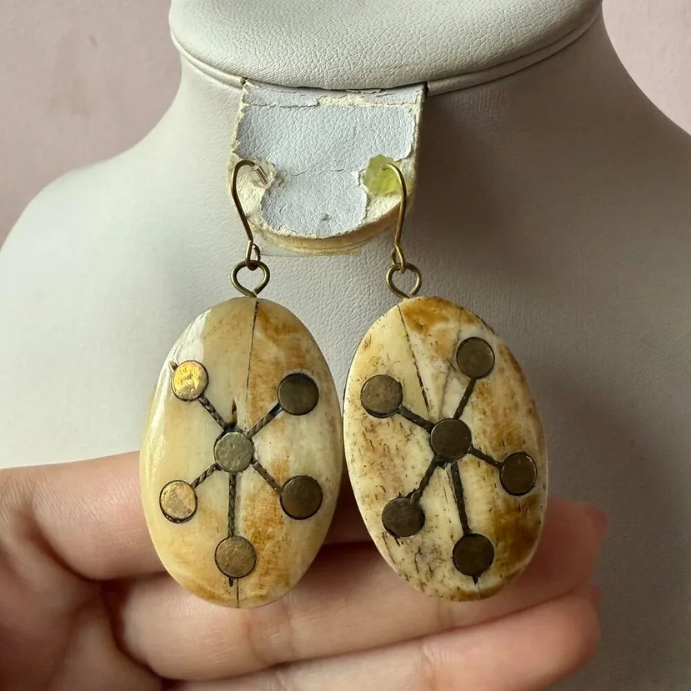 LARGE OVAL FAUX BONE GOLD TONE ACCENTS STATEMENT EARRINGS